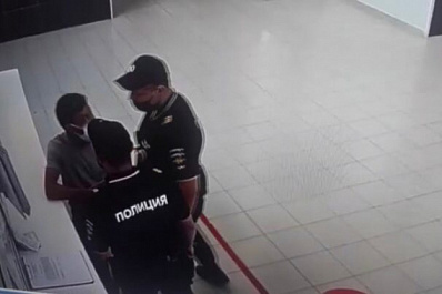 Появились подробности избиения мужчины полицейскими СУВДТ в Самаре