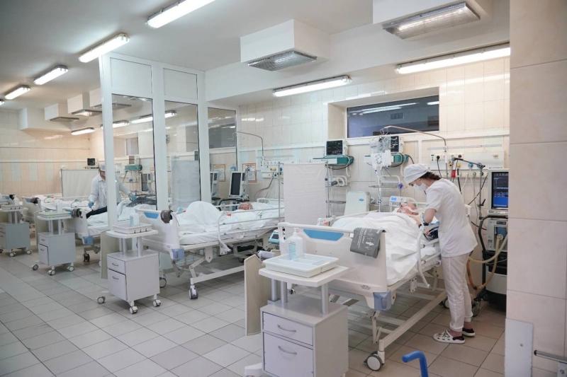 Губернатор Вячеслав Федорищев поздравил жителей Самарской области с Днем медицинского работника