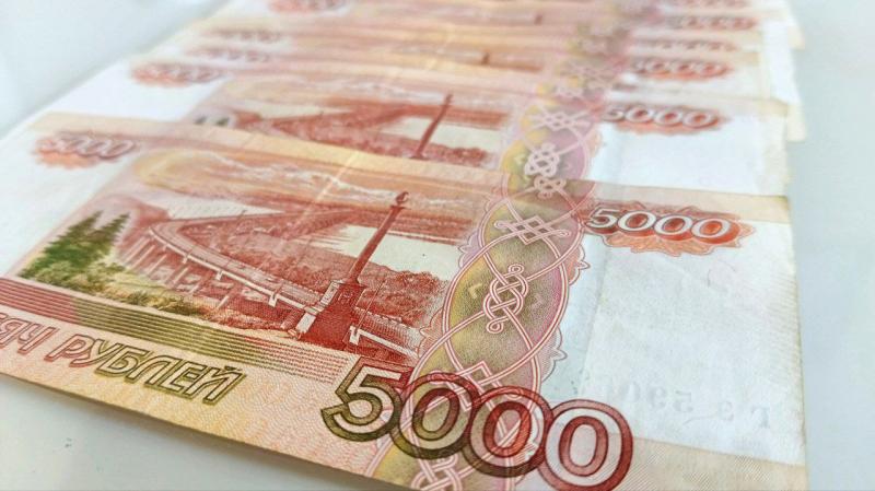 Работодатель похитил с банковской карты участника СВО миллион рублей