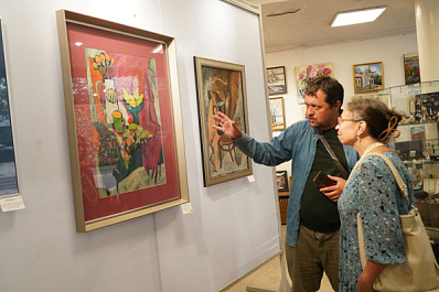 Натюрморты от "Винни-Пуха": в Самаре открылась выставка художника Ивана Шкатова