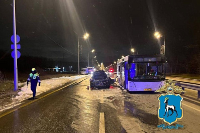 В Самаре мужчина погиб в сгоревшем после ДТП "Опеле"