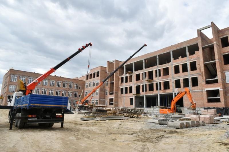 Новая школа в Сызрани примет учеников через год