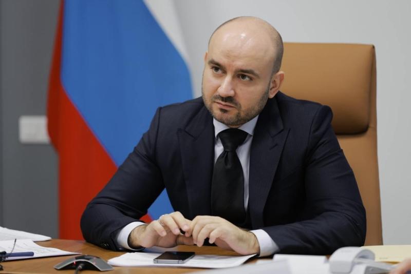 Вячеслав Федорищев поздравил самарских победителей национальной премии "Студент года – 2025"