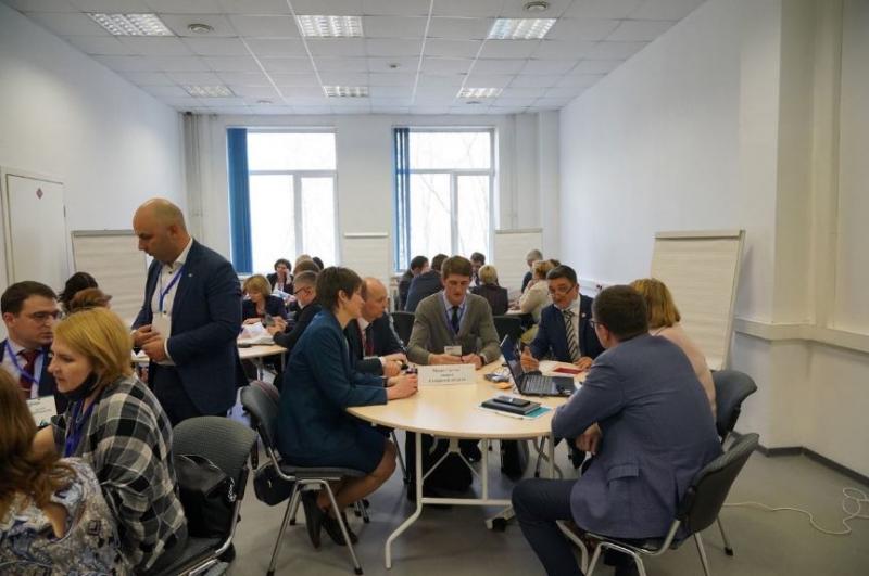 Проектная деятельность и digital-навыки: в Самарской области обсудили актуальные тренды госуправления