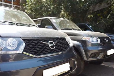 Самарская область передала 5 автомобилей УАЗ для защитников Донбасса