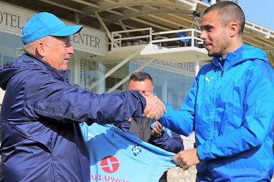 Алвеш прилетел в Самару, чтобы подписать контракт с "Крыльями Советов"