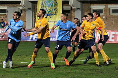 Крылья Советов проиграли ФК Луч-Энергия последний матч сезона