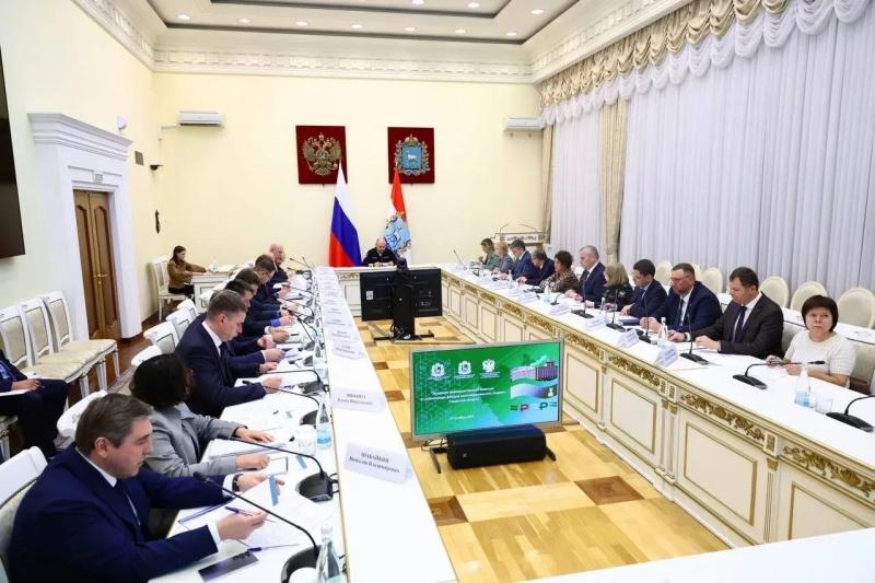 Вячеслав Федорищев провел заседание межведомственной комиссии по мобилизации доходов консолидированного бюджета Самарской области