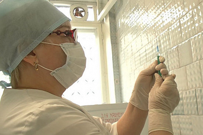 Около 200 тысяч военных ЦВО вакцинировались от коронавируса