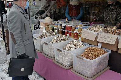 В Самаре завершают работу две сезонные с/х ярмарки