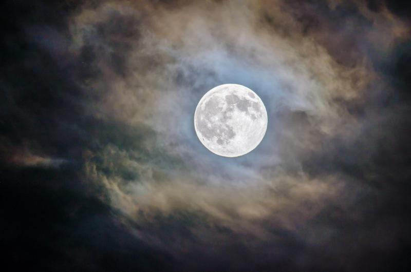 Над Самарой пройдет полное лунное затмение 8 ноября 2022 года