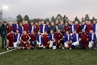 Матч ветеранов сборной России и Крыльев Советов пройдет на обновленном поле Металлурга