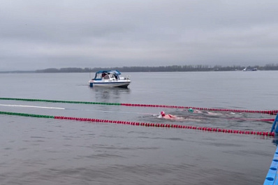 Самара приняла областной чемпионат и фестиваль по зимнему плаванию "Волжский ледяной кубок – 2025"