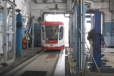 В Самаре приводят в порядок трамваи и троллейбусы после зимы