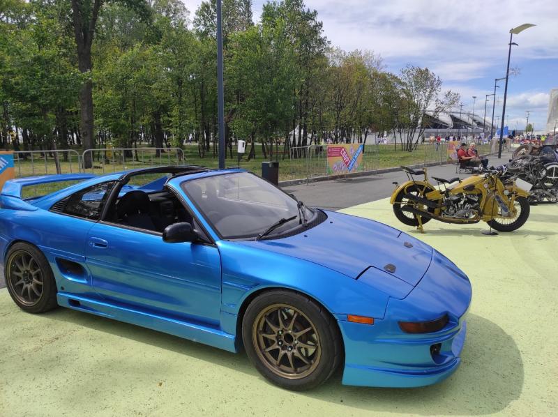 Игры, спортивные состязания, выставки и показательные выступления: как Самара отмечает двойной праздник