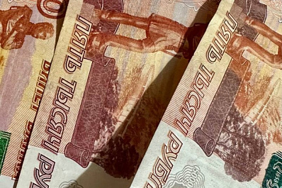 Прячут в два раза чаще: 31 % жительниц Самары не делятся премией со своим партнером