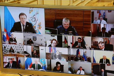 Дмитрий Азаров потребовал минимизировать риски подтоплений в период паводка