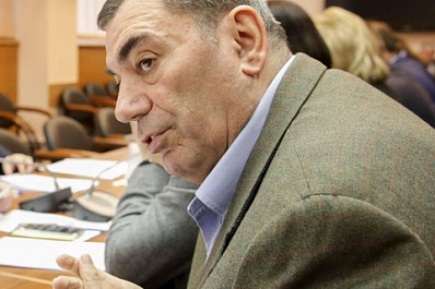 Депутат Госдумы Леонид Симановский: "Бюджет должен решать задачи повышения качества жизни людей и конкурентоспособности страны"