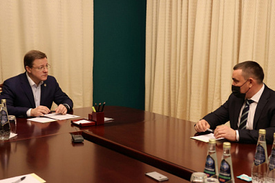 Дмитрий Азаров предложил Алексею Веселову занять пост министра лесного хозяйства региона