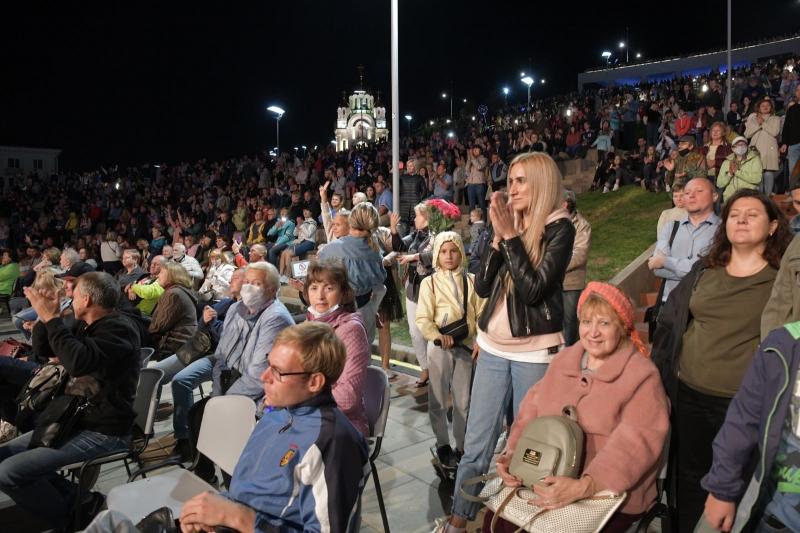 В Самаре прогремел праздничный салют