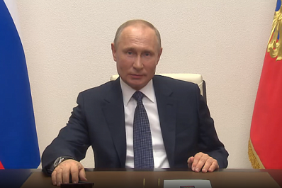 Владимир Путин предложил получать статус самозанятого с 16 лет