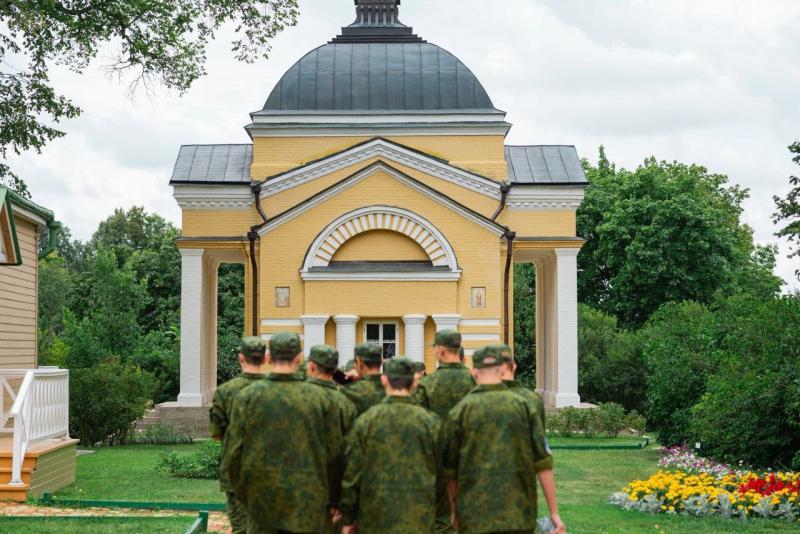 Как проходят окружные военно-патриотические сборы "Гвардеец": успехи участников из Самарской области