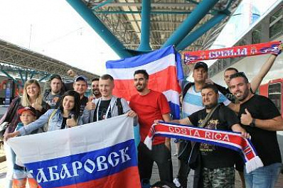 Семь сотен болельщиков прибыли в Самару на бесплатном поезде из Москвы