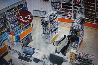 В Самарской области задержали грабителя, укравшего препараты из аптеки