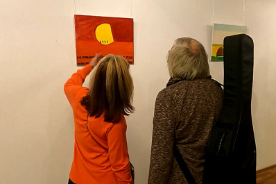 В Самаре проходит выставка работ незрячего художника Автандила Андриасова