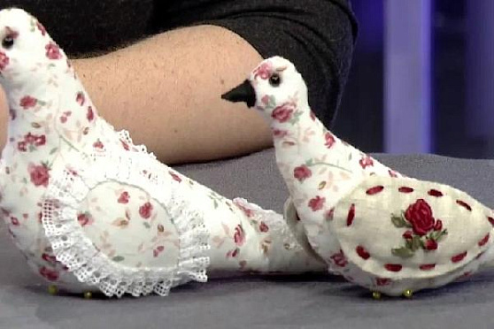 Шьем пару голубей. Ручная работа