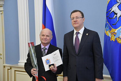 Дмитрий Азаров вручил региональные премии в области культуры и искусства