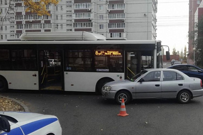 В Тольятти в столкновении легковушки и автобуса пострадал ребёнок   