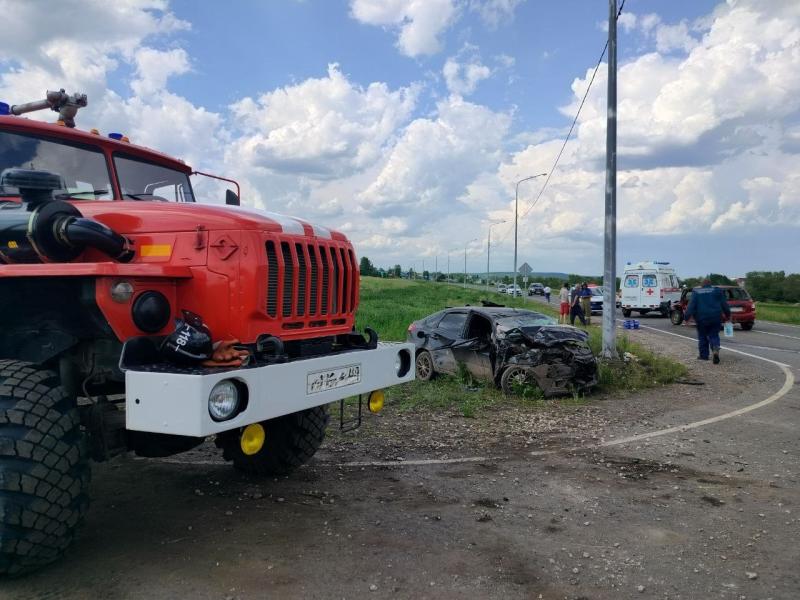 В Самарской области 12 июня на трассе столкнулись две легковушки