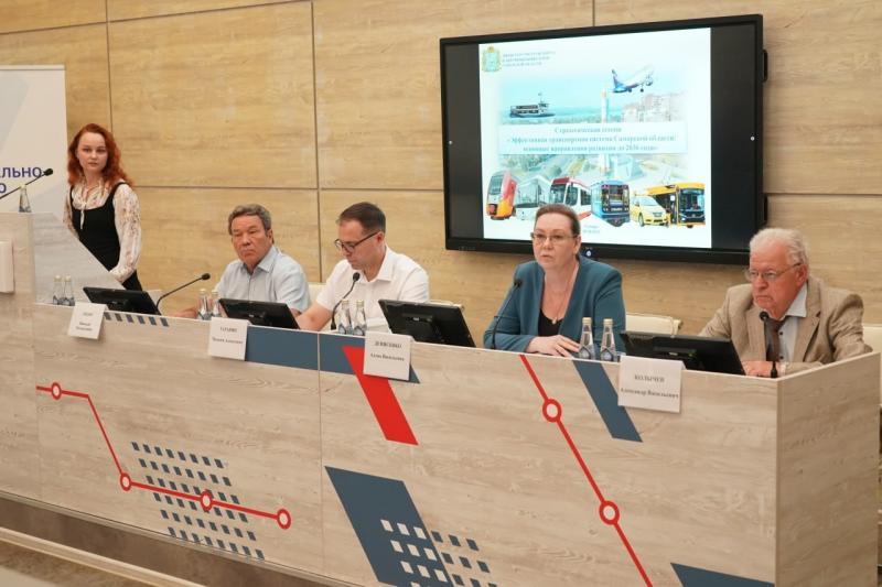 По небу, реке и дороге: в Самарской области собрали предложения по развитию транспорта