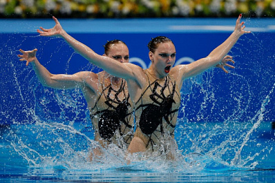 Единственная медаль 12-го дня Олимпиады для российских спортсменов - золото в синхронном плавании