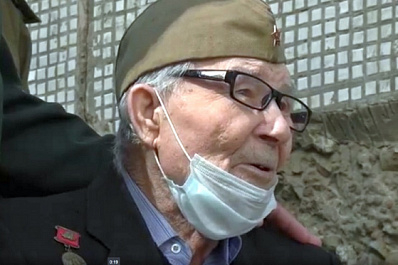 В Самаре поздравили с юбилеем и Днём Победы фронтового связиста