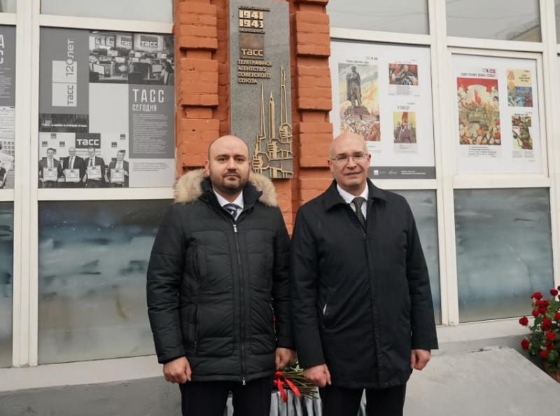 Обеспечивали связь между фронтом и тылом: в Самаре увековечили память о деятельности ТАСС в годы войны