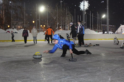 Самарцев приглашают прокатиться на коньках на площади Куйбышева