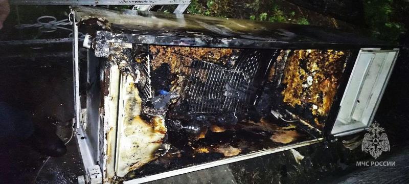 В Сызрани из-за неисправного холодильника загорелась кухня