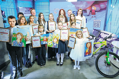 Медиаагентство "Самара 450" подвело итоги детского конкурса "Я рисую маму!"