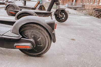 В Самаре завели уголовное дело на подростка, сбившего на самокате пенсионерку