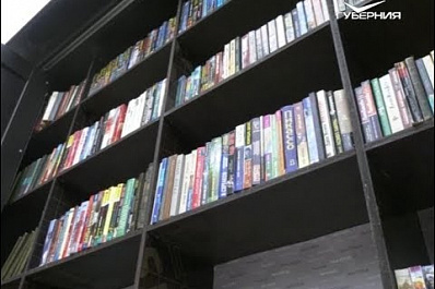 В Самаре на полках шкафа для буккроссинга появились новые книги