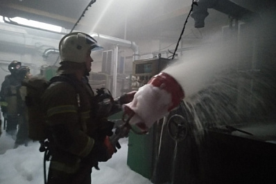 В Самаре 96 пожарных тушили масло в ванной на ул. Промышленности