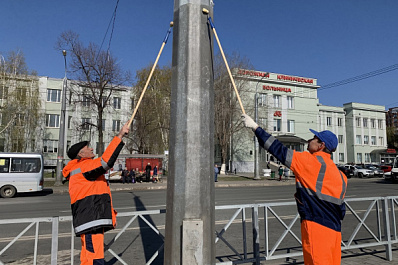 В Самаре столбы вдоль дорог покрасят антивандальным составом