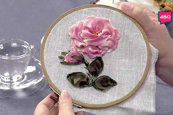 Роза из лент с открытой серединой. Ручная работа