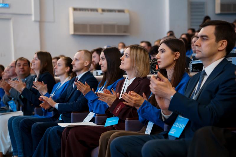 "Сохраненная память" как площадка диалога поколений: в Самаре открылся международный патриотический форум