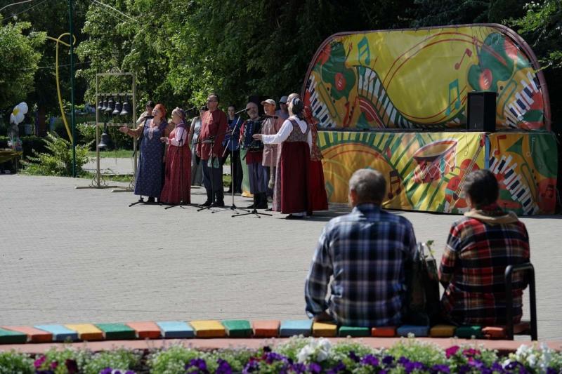 Поющие иконы над Волгой: в Самарской области прошел фестиваль "Сызранские перезвоны"