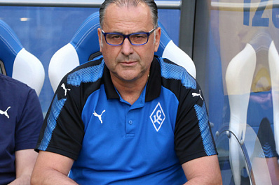 Миодраг Божович продолжит тренировать "Крылья Советов"