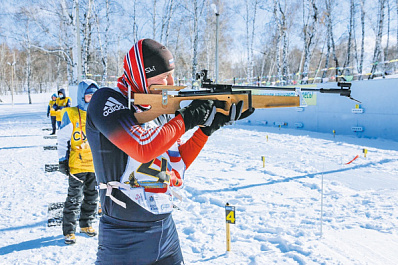 В Камышле завершились соревнования по пневмобиатлону