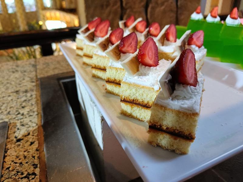 Прогулки и чтение: как победить тягу к сладкому